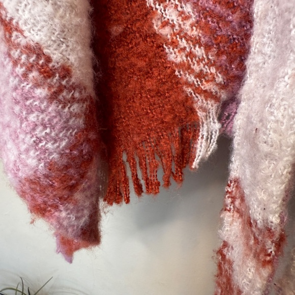 Max Stuido | Fuzzy Fringe Belted Open Front Relaxed Fall Blanket Kimono Cardigan - Picture 11 of 14